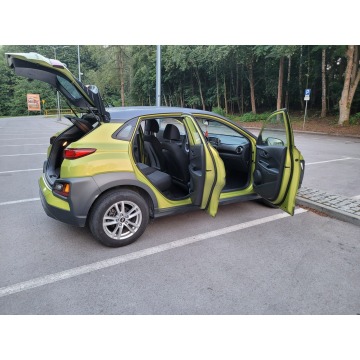 Hyundai Kona  Hatchback 2018,  1.0 benzyna - Na sprzedaż za 48 700 zł - Ćmińsk - zdjęcie 10