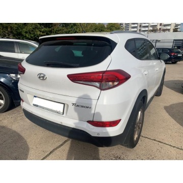 Hyundai Tucson  Terenowy 2018,  1.6 benzyna - Na sprzedaż za 76 999 zł - Warszawa - zdjęcie 3