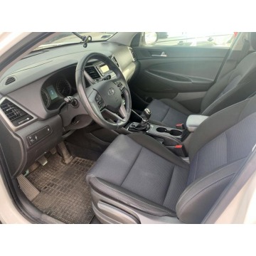 Hyundai Tucson  Terenowy 2018,  1.6 benzyna - Na sprzedaż za 76 999 zł - Warszawa - zdjęcie 5