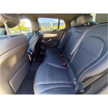 Mercedes - Benz GLC-klasa  Terenowy 2019,  2.0 benzyna, automat - Na sprzedaż za 159 998 zł - Warszawa - zdjęcie 8