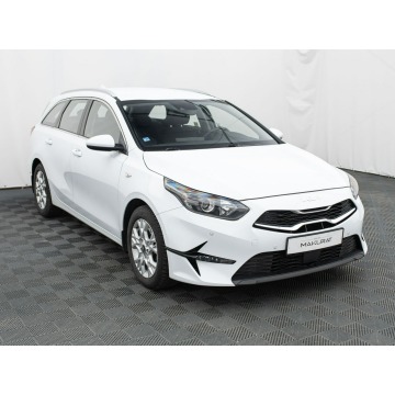 Kia Ceed  Kombi 2023,  1.5 benzyna - Na sprzedaż za 72 700 zł - Gdynia - zdjęcie 3