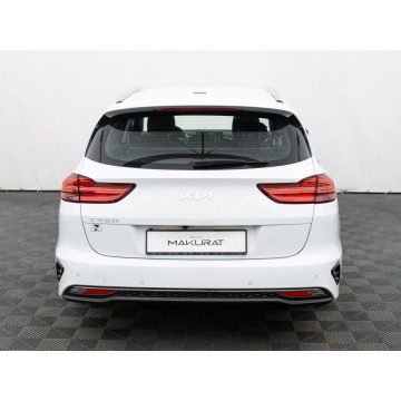 Kia Ceed  Kombi 2023,  1.5 benzyna - Na sprzedaż za 72 700 zł - Gdynia - zdjęcie 8