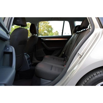 Skoda Octavia  Kombi 2018,  1.5 benzyna, automat - Na sprzedaż za 41 900 zł - Warszawa - zdjęcie 5