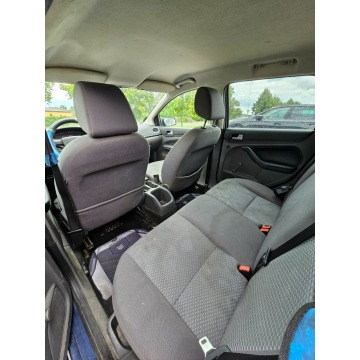 Ford Focus  Kombi 2005,  1.6 diesel - Na sprzedaż za 2 700,00 zł - Głogów - zdjęcie 6