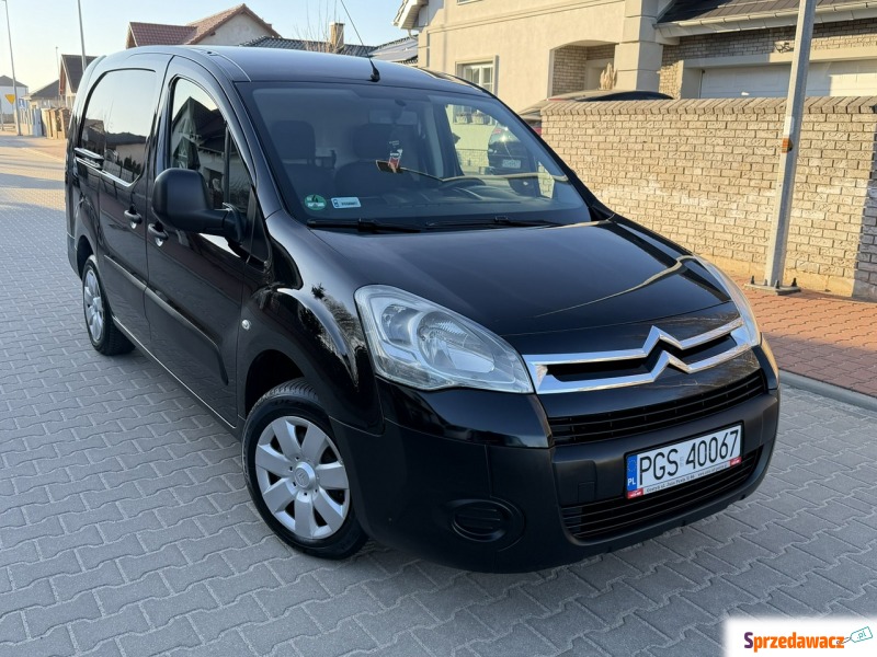 Citroen Berlingo 2010,  1.6 diesel - Na sprzedaż za 14 999 zł - Gostyń