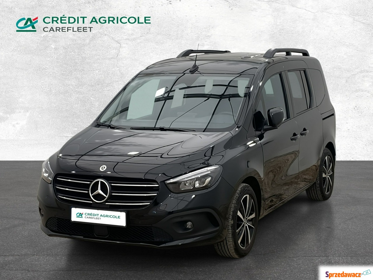 Mercedes - Benz 2025