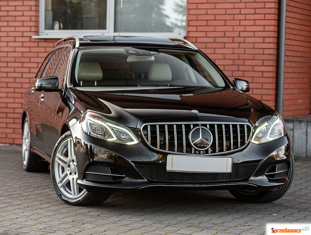 Mercedes - Benz E-klasa 2015