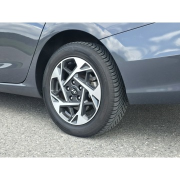 Hyundai i30  Kombi 2024,  1.5 benzyna - Na sprzedaż za 65 900 zł - Piekoszów - zdjęcie 5