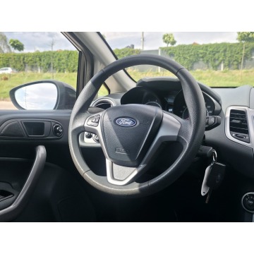 Ford Fiesta  Hatchback 2010,  1.2 benzyna - Na sprzedaż za 11 900 zł - Piekoszów - zdjęcie 11