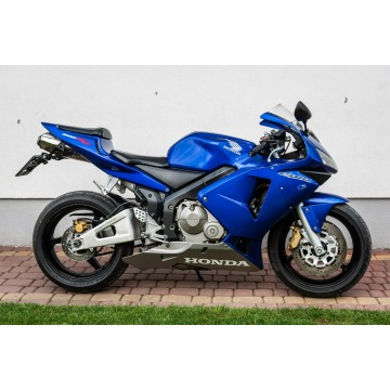Honda CBR - 600 RR 2004 PC 37 Raty Transport... - Motocykle sportowe - Radom - zdjęcie 2