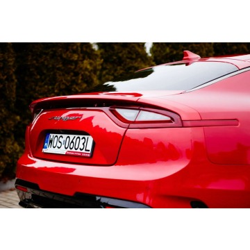 Kia Stinger  Liftback 2019,  2.2 diesel, automat - Na sprzedaż za 89 999 zł - Rzekuń - zdjęcie 9
