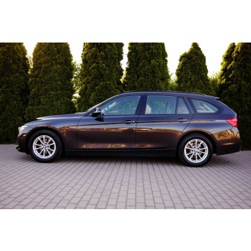 BMW Seria 3  Kombi 2017,  2.0 diesel - Na sprzedaż za 34 900 zł - Rzekuń - zdjęcie 2