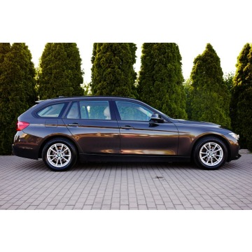 BMW Seria 3  Kombi 2017,  2.0 diesel - Na sprzedaż za 34 900 zł - Rzekuń - zdjęcie 8