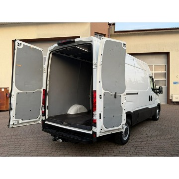 Iveco Daily 2018,  3.0 diesel, automat - Na sprzedaż za 68 500 zł - Rawa Mazowiecka - zdjęcie 11