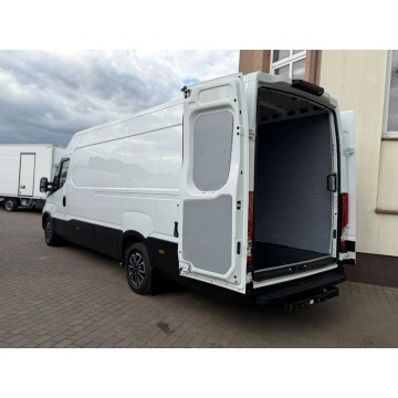 Iveco Daily 2021,  2.3 diesel, automat - Na sprzedaż za 82 500 zł - Rawa Mazowiecka - zdjęcie 7