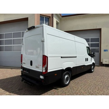 Iveco Daily 2020,  2.3 diesel, automat - Na sprzedaż za 74 500 zł - Rawa Mazowiecka - zdjęcie 6