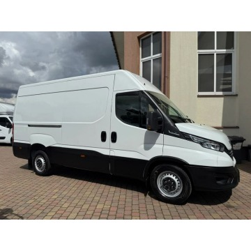 Iveco Daily 2020,  2.3 diesel, automat - Na sprzedaż za 74 500 zł - Rawa Mazowiecka - zdjęcie 4