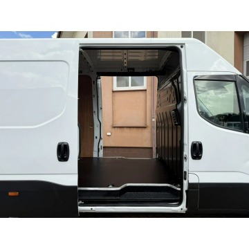 Iveco Daily 2020,  2.3 diesel, automat - Na sprzedaż za 74 500 zł - Rawa Mazowiecka - zdjęcie 10