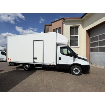 Iveco Daily 2020,  3.0 diesel, automat - Na sprzedaż za 97 500 zł - Rawa Mazowiecka - zdjęcie 4
