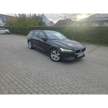 Volvo V60  Kombi 2018,  2.0 diesel - Na sprzedaż za 59 900 zł - Kadłubówka - zdjęcie 8