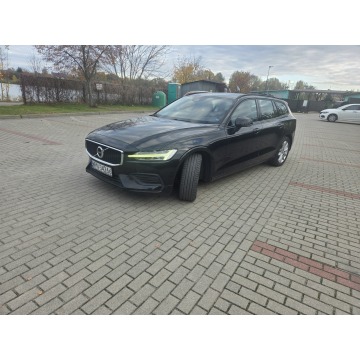 Volvo V60  Kombi 2018,  2.0 diesel - Na sprzedaż za 59 900 zł - Kadłubówka - zdjęcie 7