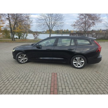 Volvo V60  Kombi 2018,  2.0 diesel - Na sprzedaż za 59 900 zł - Kadłubówka - zdjęcie 9