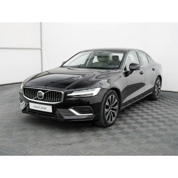 Volvo S60  Sedan/Limuzyna 2023,  2.0 benzyna, automat - Na sprzedaż za 131 850 zł - Gdynia - zdjęcie 2