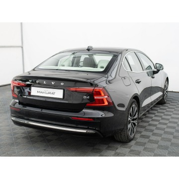 Volvo S60  Sedan/Limuzyna 2023,  2.0 benzyna, automat - Na sprzedaż za 131 850 zł - Gdynia - zdjęcie 5