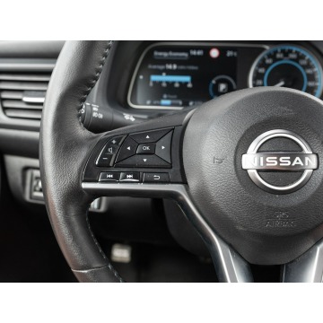 Nissan Leaf  Hatchback 2023 elektryczny, automat - Na sprzedaż za 71 850 zł - Gdynia - zdjęcie 12