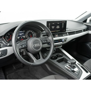 Audi A4  Kombi 2023,  2.0 diesel, automat - Na sprzedaż za 124 850 zł - Gdynia - zdjęcie 6