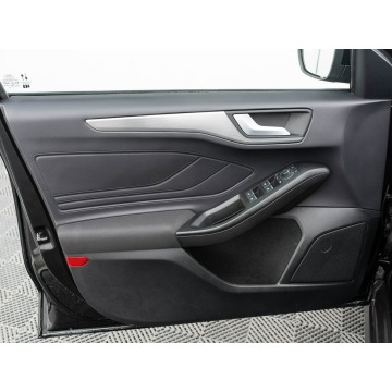Ford Focus  Kombi 2024,  1.0 benzyna, automat - Na sprzedaż za 84 850 zł - Gdańsk - zdjęcie 9