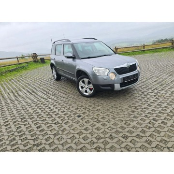 Škoda Yeti - 1,2 Tsi / Serwis ASO  !! Pierwszy  Właściciel !! Mały Przebieg  !!