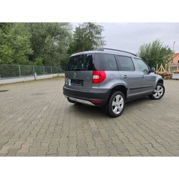 Skoda Yeti  SUV 2010,  1.2 benzyna - Na sprzedaż za 19 999 zł - Limanowa - zdjęcie 2