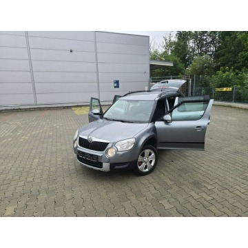 Skoda Yeti  SUV 2010,  1.2 benzyna - Na sprzedaż za 19 999 zł - Limanowa - zdjęcie 10
