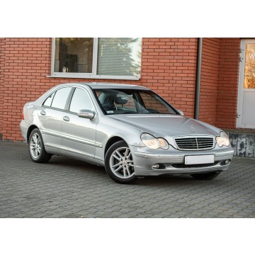 Mercedes - Benz C-klasa  Sedan/Limuzyna 2001,  1.8 benzyna+LPG - Na sprzedaż za 9 900,00 zł - Podzagajnik - zdjęcie 2