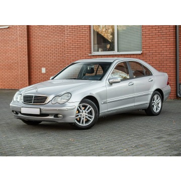 Mercedes - Benz C-klasa  Sedan/Limuzyna 2001,  1.8 benzyna+LPG - Na sprzedaż za 9 900,00 zł - Podzagajnik - zdjęcie 7