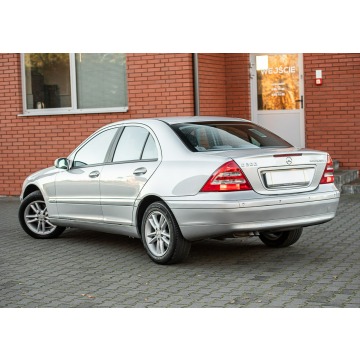 Mercedes - Benz C-klasa  Sedan/Limuzyna 2001,  1.8 benzyna+LPG - Na sprzedaż za 9 900,00 zł - Podzagajnik - zdjęcie 10