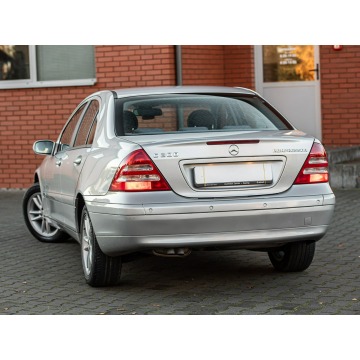 Mercedes - Benz C-klasa  Sedan/Limuzyna 2001,  1.8 benzyna+LPG - Na sprzedaż za 9 900,00 zł - Podzagajnik - zdjęcie 11