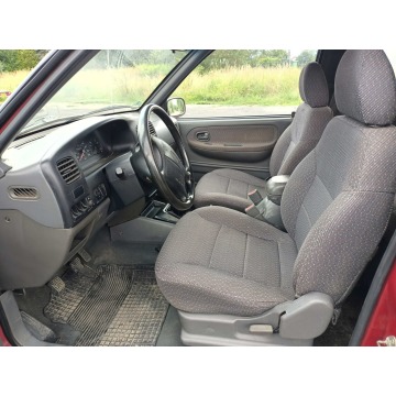 Kia Sportage  Terenowy 2000,  2.0 benzyna - Na sprzedaż za 13 000 zł - Tarnów - zdjęcie 5