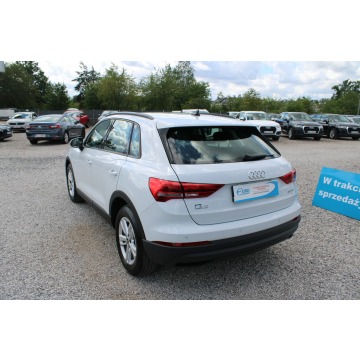Audi Q3  SUV 2021,  2.0 diesel, automat - Na sprzedaż za 92 899 zł - Warszawa - zdjęcie 8