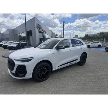 Audi Q5  SUV 2026,  2.0 diesel, automat - Na sprzedaż za 289 868 zł - Radom - zdjęcie 2