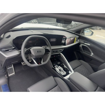 Audi Q5  SUV 2026,  2.0 diesel, automat - Na sprzedaż za 289 868 zł - Radom - zdjęcie 9