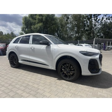 Audi Q5  SUV 2026,  2.0 diesel, automat - Na sprzedaż za 289 868 zł - Radom - zdjęcie 7