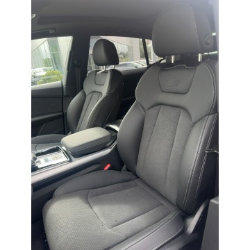 Audi Q8  SUV 2026,  3.0 hybryda, automat - Na sprzedaż za 405 968 zł - Radom - zdjęcie 10