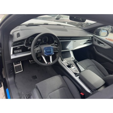 Audi Q8  SUV 2026,  3.0 hybryda, automat - Na sprzedaż za 405 968 zł - Radom - zdjęcie 9