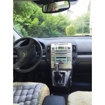 Toyota Corolla Verso  Minivan/Van 2004,  1.8 benzyna - Na sprzedaż za 13,30 zł - Bolków - zdjęcie 4