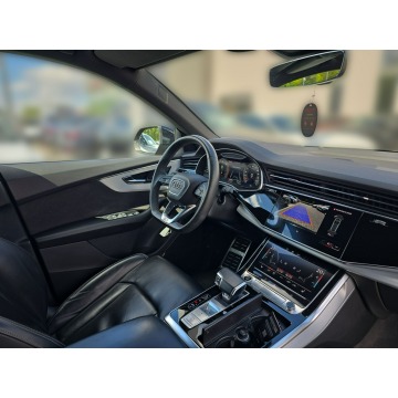 Audi Q8  SUV 2021,  3.0 diesel, automat - Na sprzedaż za 259 000 zł - Toruń - zdjęcie 9