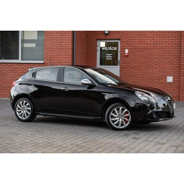 Alfa Romeo Giulietta  Hatchback 2011,  1.4 benzyna - Na sprzedaż za 27 900 zł - Podzagajnik - zdjęcie 3