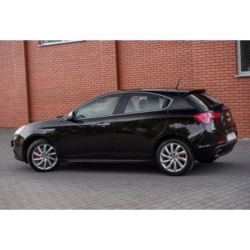 Alfa Romeo Giulietta  Hatchback 2011,  1.4 benzyna - Na sprzedaż za 27 900 zł - Podzagajnik - zdjęcie 10
