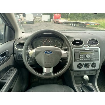 Ford Focus  Kombi 2007,  1.6 diesel - Na sprzedaż za 2 950,00 zł - Tarnów - zdjęcie 7